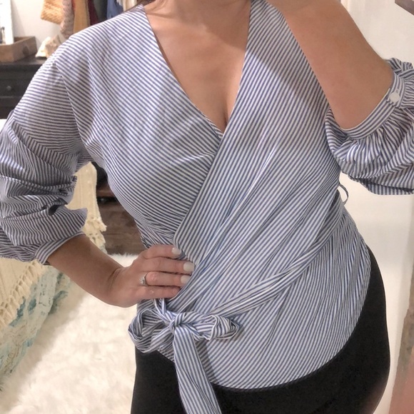 Charlotte Russe blue striped belted boho top - Picture 4 of 6